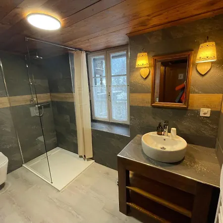 Chalet Le Vieux Chalet *
